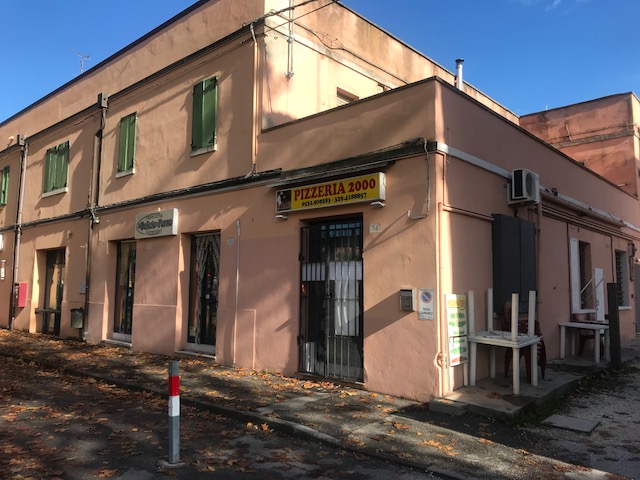 Negozio - Loc.Com. FERRARA vendita  Zona Foro Boario  AREA CASA