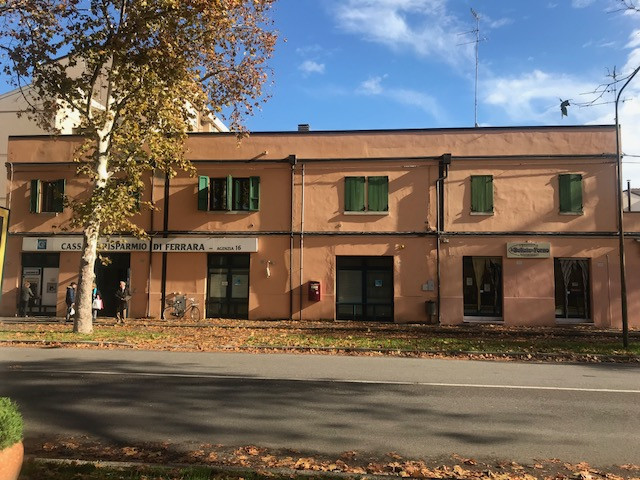 Negozio - Loc.Com. FERRARA vendita  Zona Foro Boario  AREA CASA
