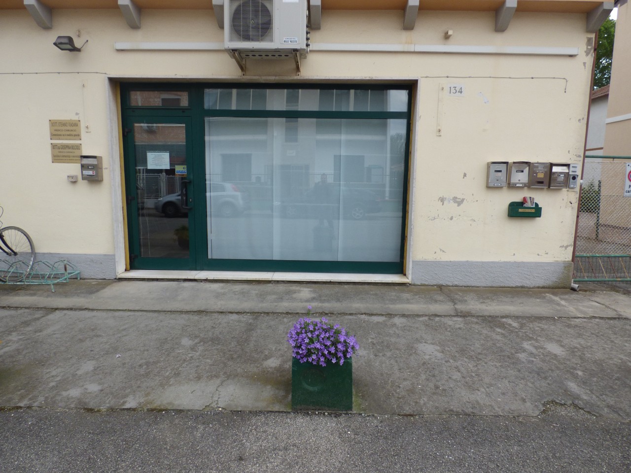  ferrara vendita quart: via frutteti area-casa