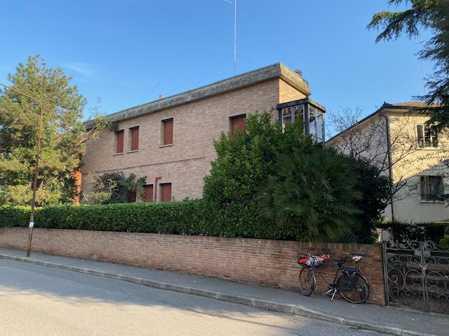  ferrara vendita quart: via bologna area casa