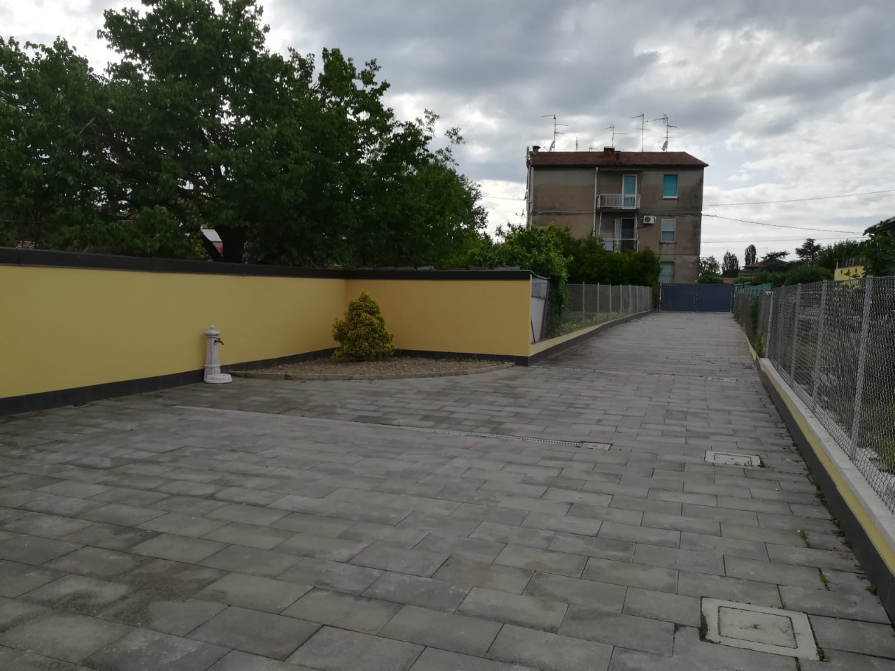 Villa Unifamiliare - Indipendente FERRARA vendita  Pontelagoscuro  AREA CASA