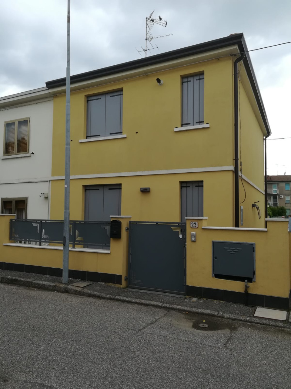  ferrara vendita quart: pontelagoscuro area casa