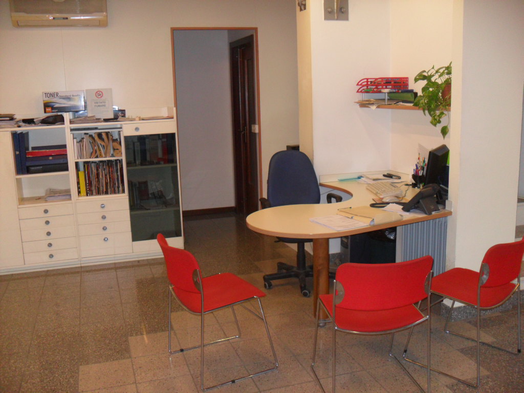 Ufficio - Loc.Com. FERRARA vendita  Entro Mura  ARIOSTEA IMMOBILIARE