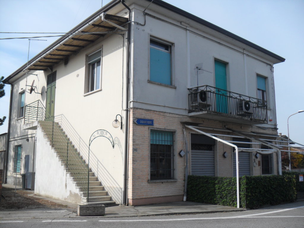 Villa Unifamiliare - Indipendente PORTOMAGGIORE vendita  Portomaggiore  ARIOSTEA IMMOBILIARE