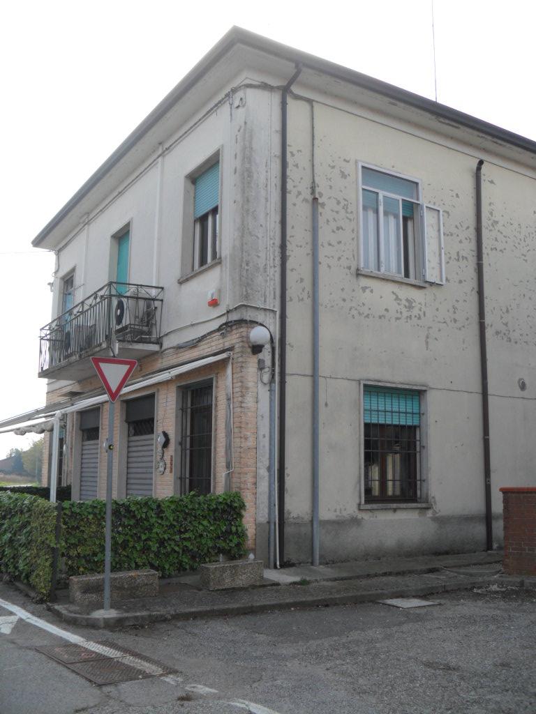 Villa Unifamiliare - Indipendente PORTOMAGGIORE vendita  Portomaggiore  ARIOSTEA IMMOBILIARE