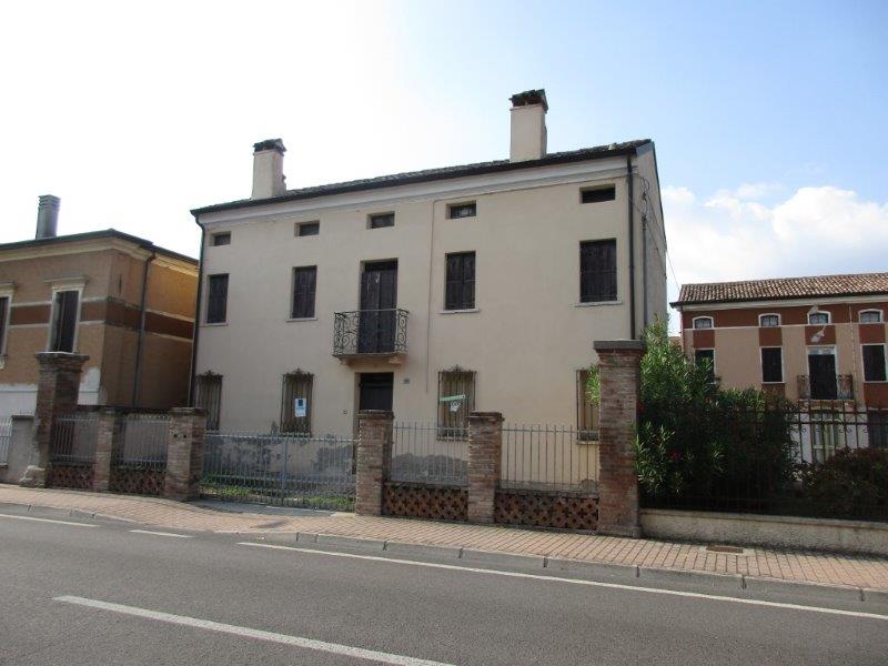  ficarolo vendita quart: ficarolo la torre immobiliare