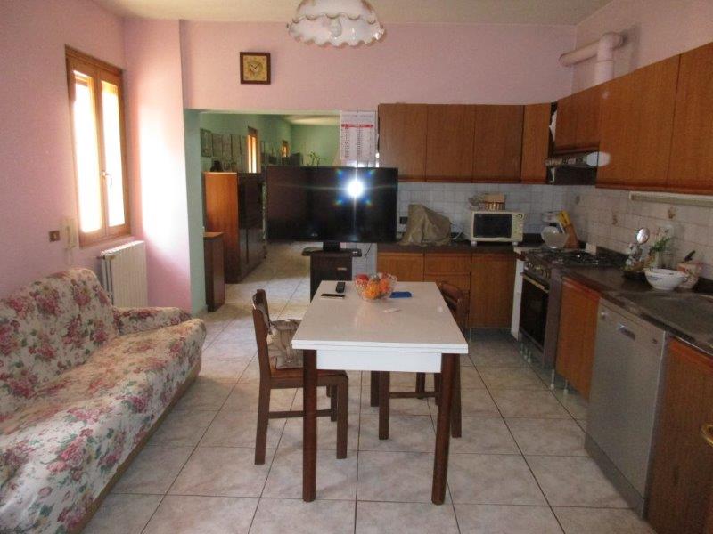 Villa Unifamiliare - Indipendente CANARO vendita  Canaro  LA TORRE IMMOBILIARE