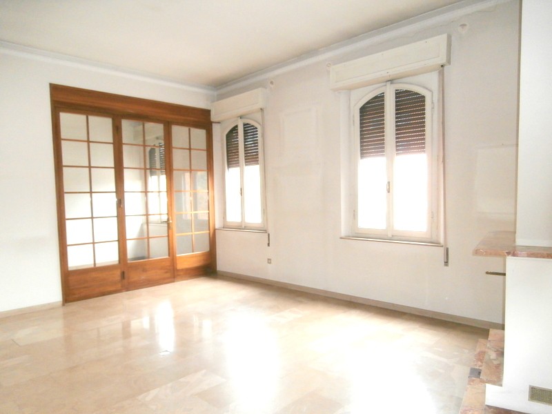  ferrara vendita quart: viale cavour bozzolani immobiliare