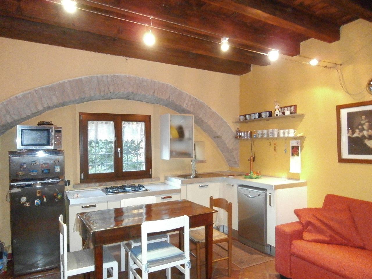  ferrara affitto quart: centro storico bozzolani immobiliare