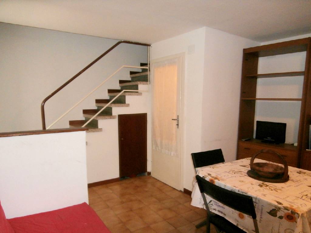  ferrara vendita quart: centro storico bozzolani immobiliare
