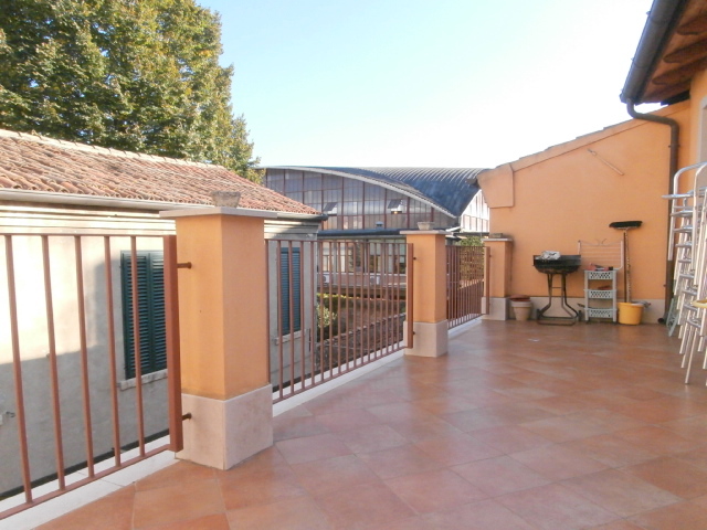  ferrara vendita quart: centro storico bozzolani immobiliare