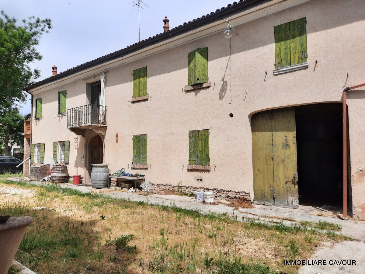Villa Unifamiliare - Indipendente FERRARA vendita  Montalbano  IMMOBILIARE CAVOUR