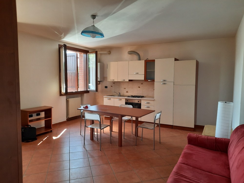  ferrara vendita quart: via bologna immobiliare cavour