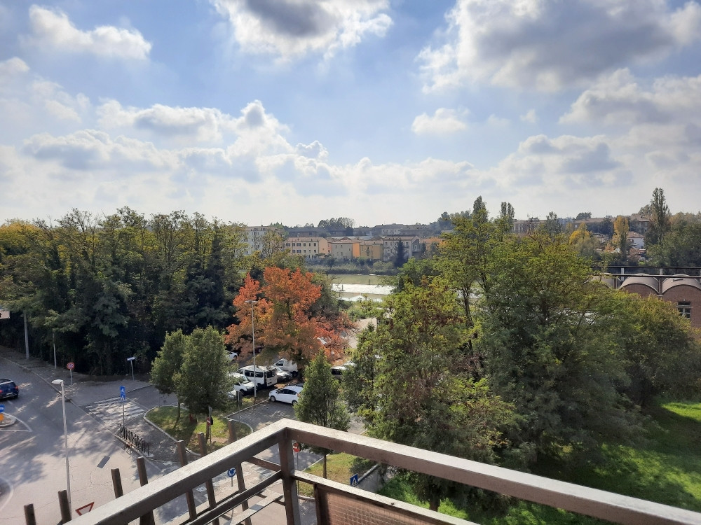Appartamento FERRARA affitto  Centro Storico  IMMOBILIARE CAVOUR