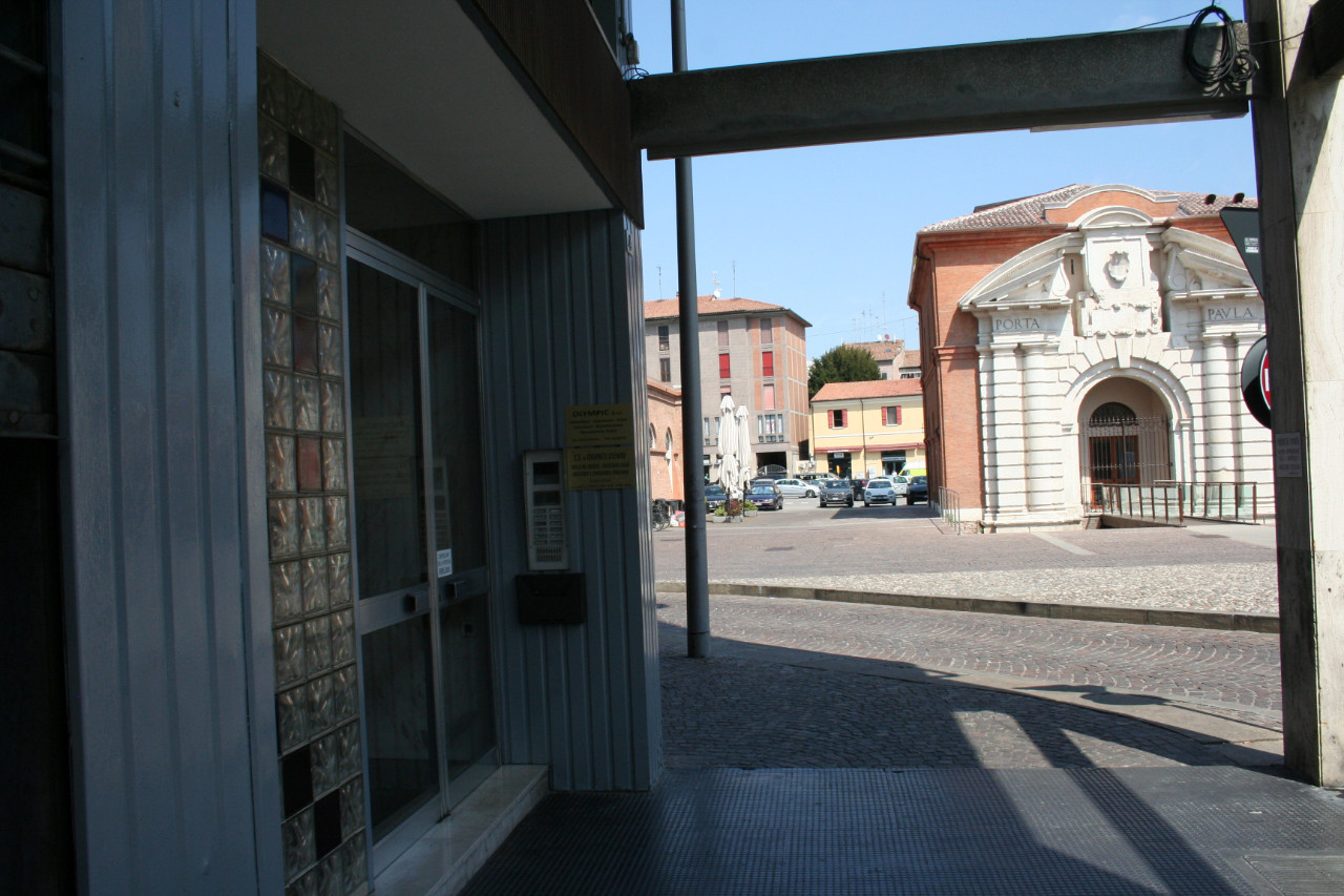 Ufficio - Loc.Com. FERRARA vendita  Via Bologna  Le case Intermedia