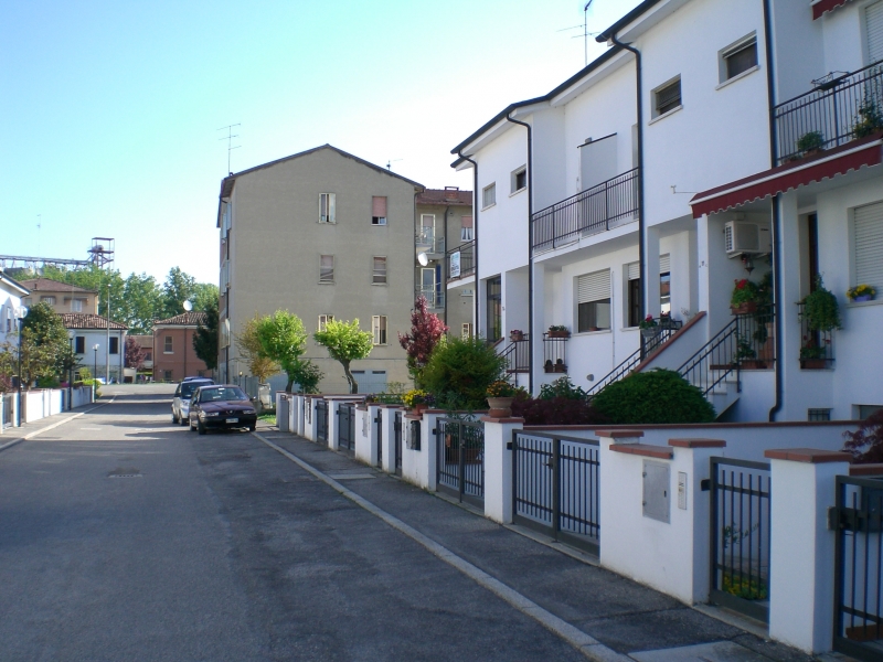 ferrara vendita quart: pontelagoscuro living studio immobiliare
