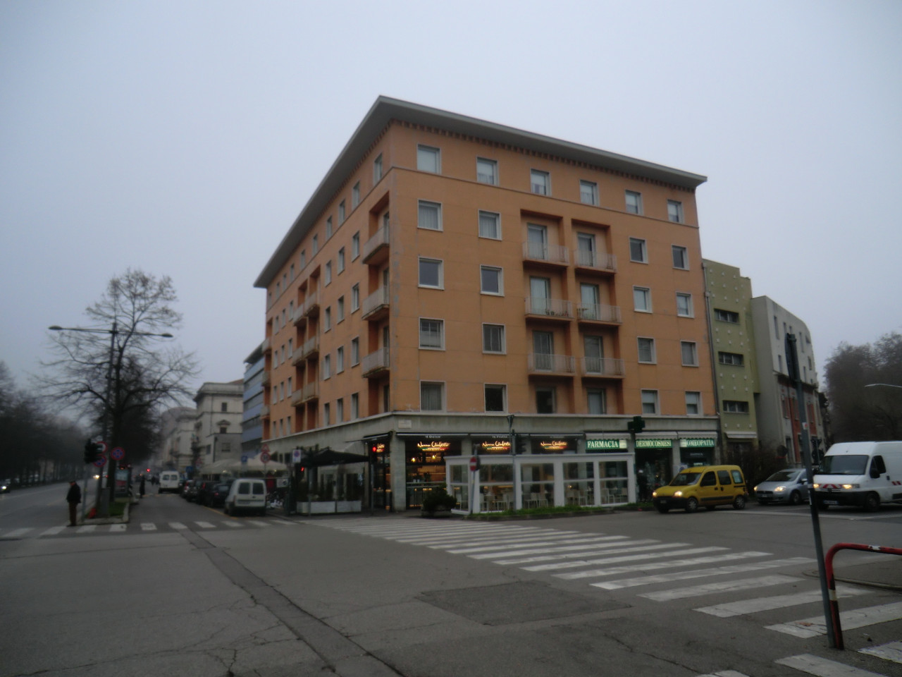 ferrara vendita quart: viale cavour living studio immobiliare