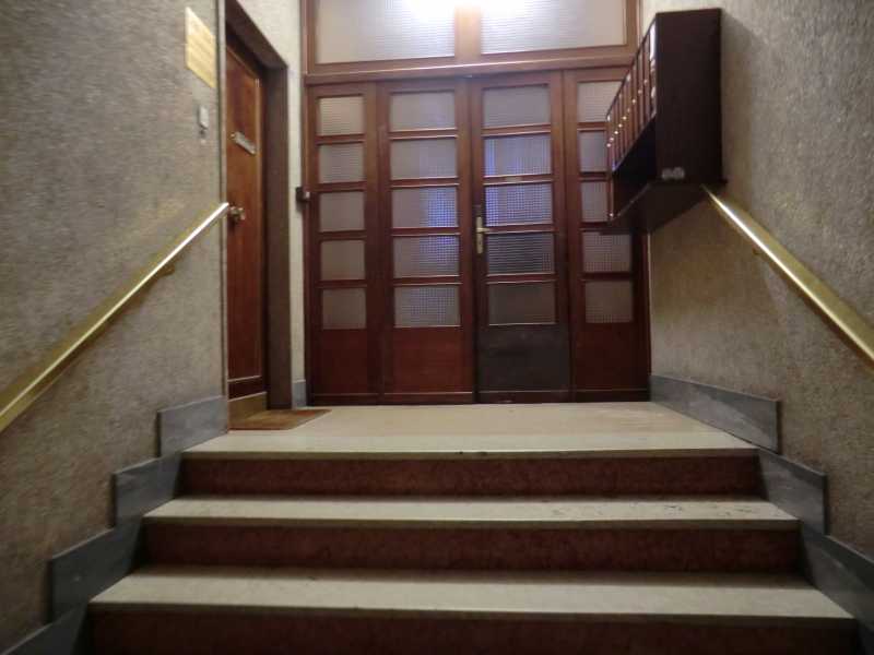Ufficio - Loc.Com. FERRARA vendita  Centro Storico  LIVING STUDIO IMMOBILIARE