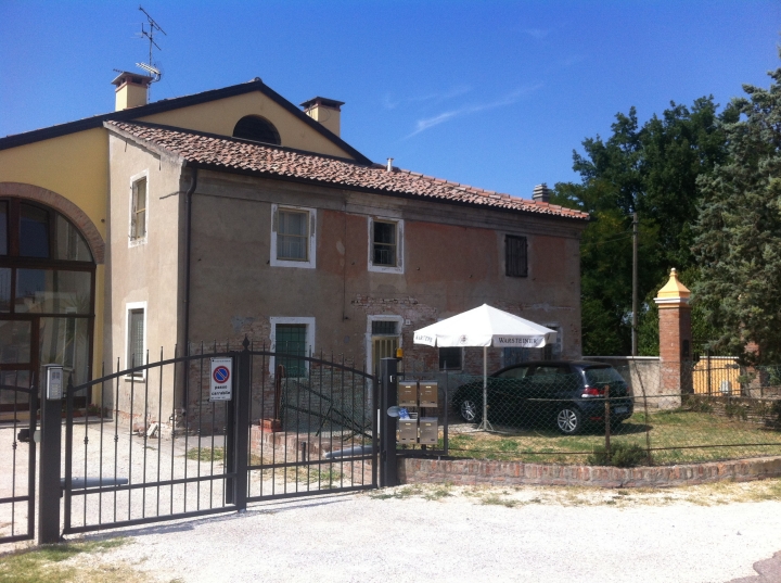  ferrara vendita quart: fuori mura media project sas
