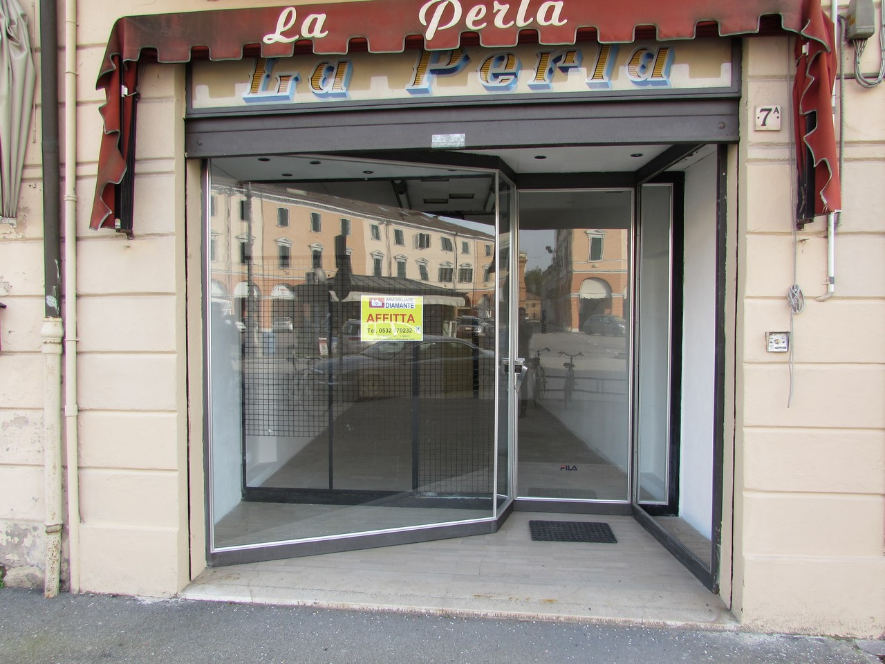 Negozio in affitto Copparo