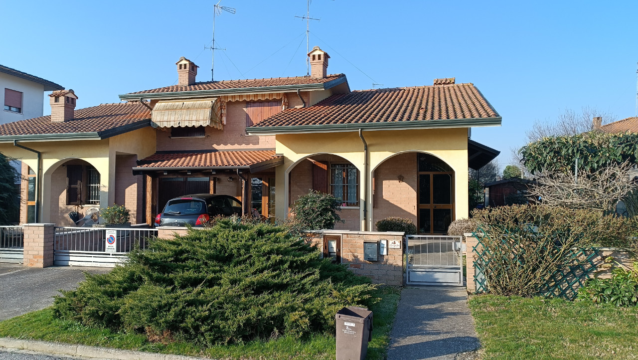 Bifamiliare Porzione in vendita Formignana